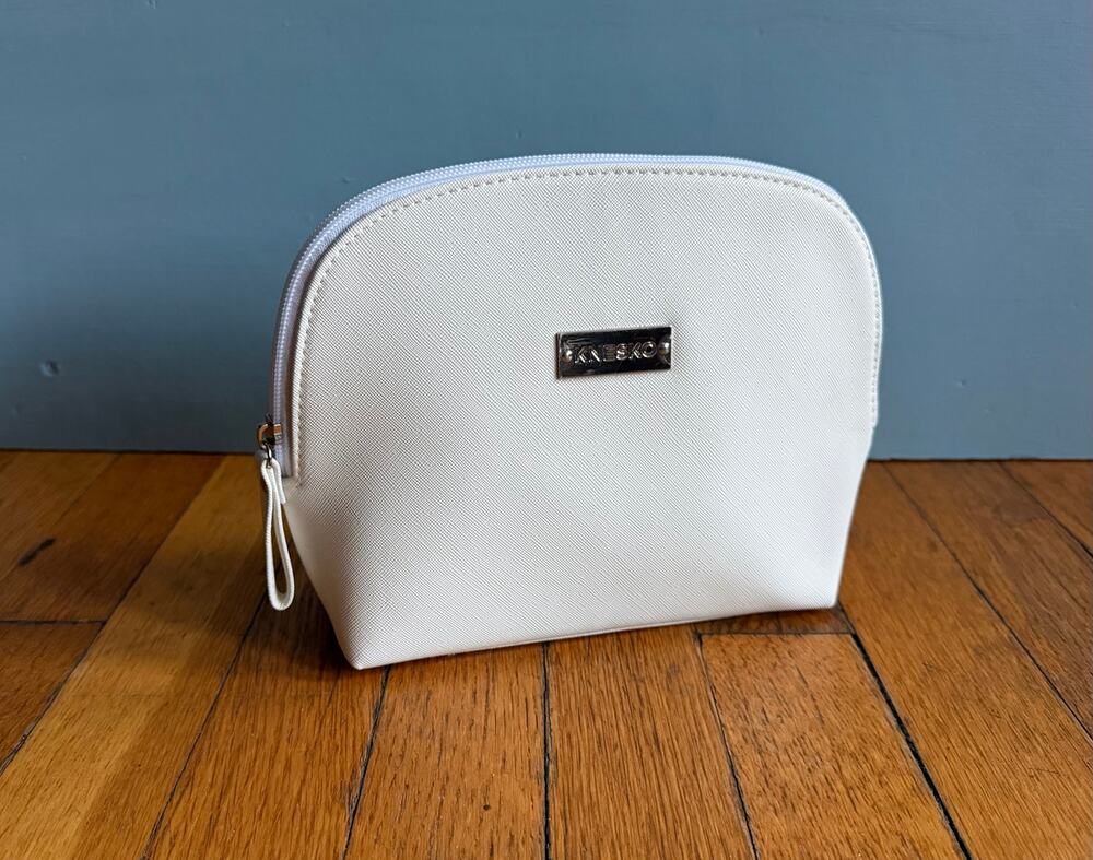KNESKO White Faux Leather Make-Up Pouch (NWOT)